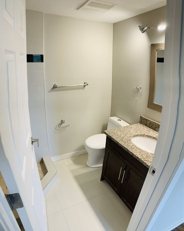 7018 24 St Se - Photo 5 of 7