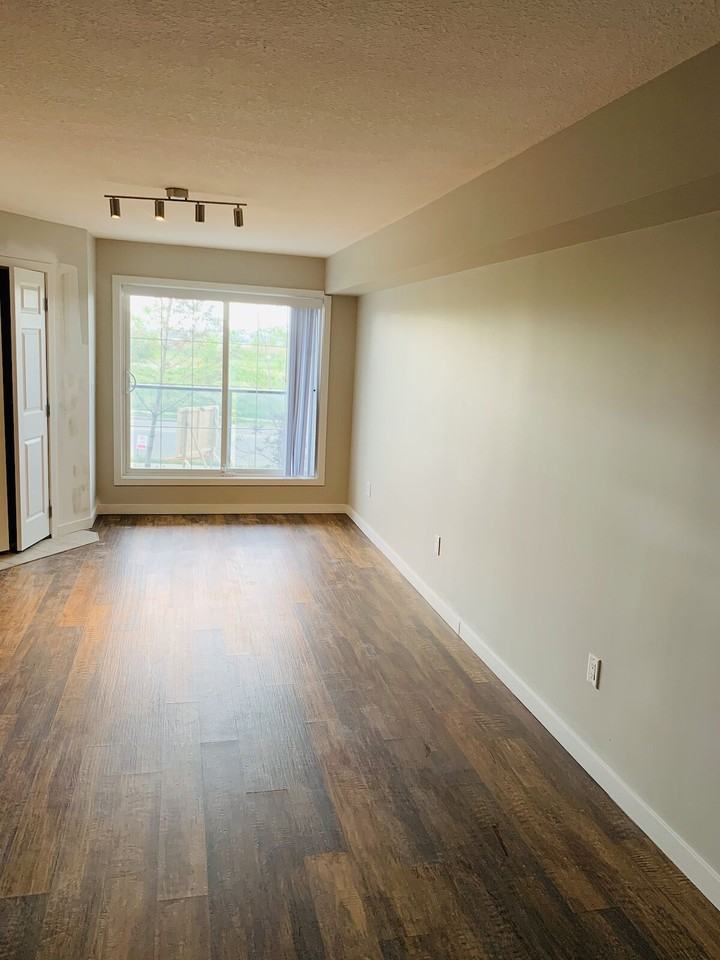 7018 24 St Se - Photo 7 of 7