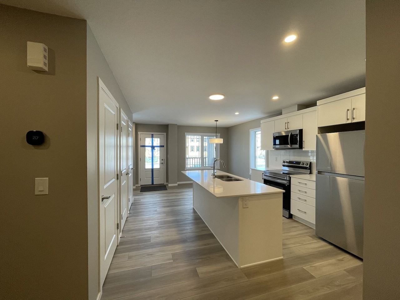1092 - 1092 Crestview Terrace - Photo 5 of 20