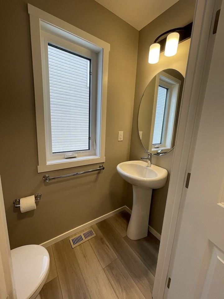 1092 - 1092 Crestview Terrace - Photo 7 of 20