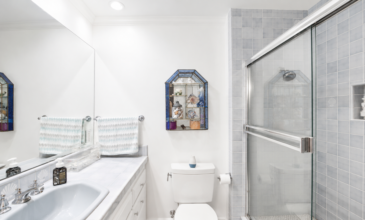 2857 Las Posas Cir #B - Photo 4 of 12
