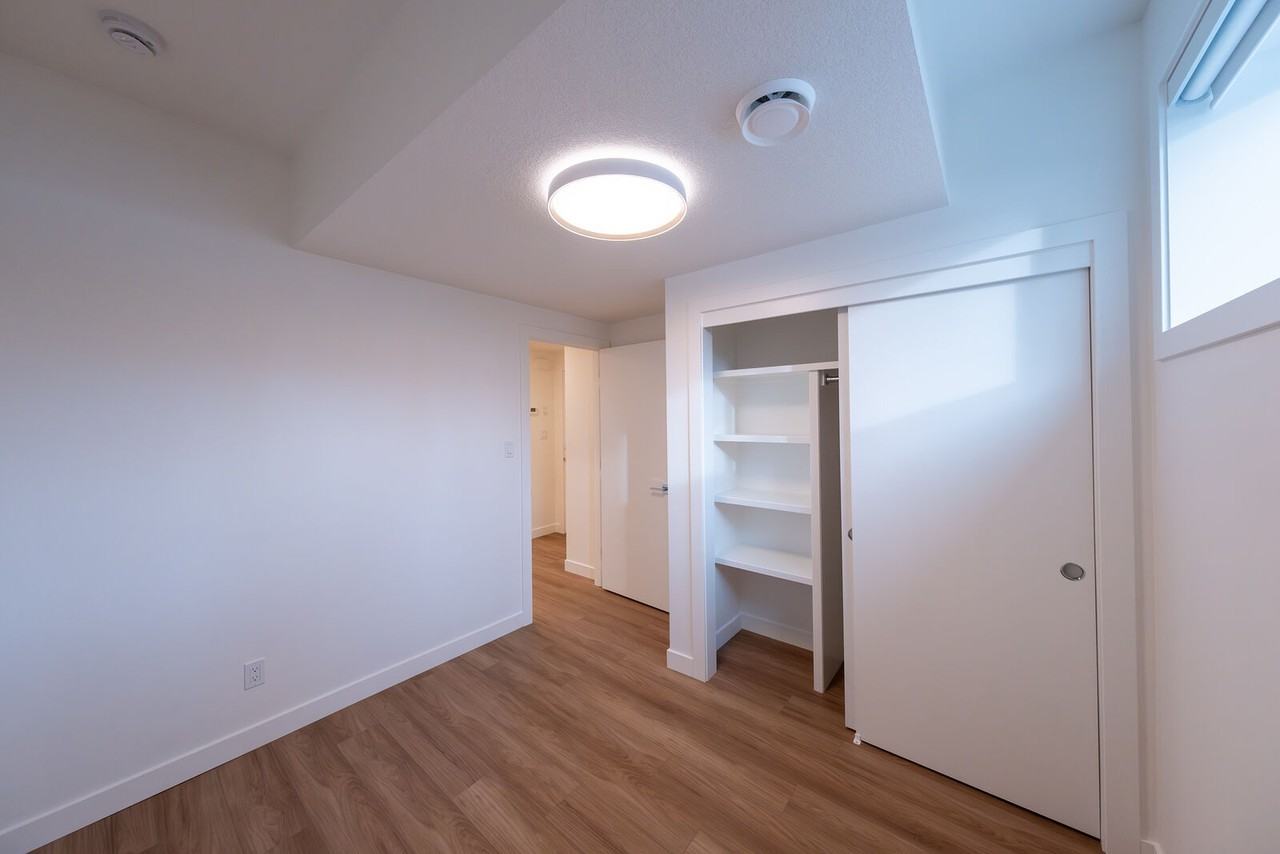 9554 86 St Nw - Photo 2 of 12