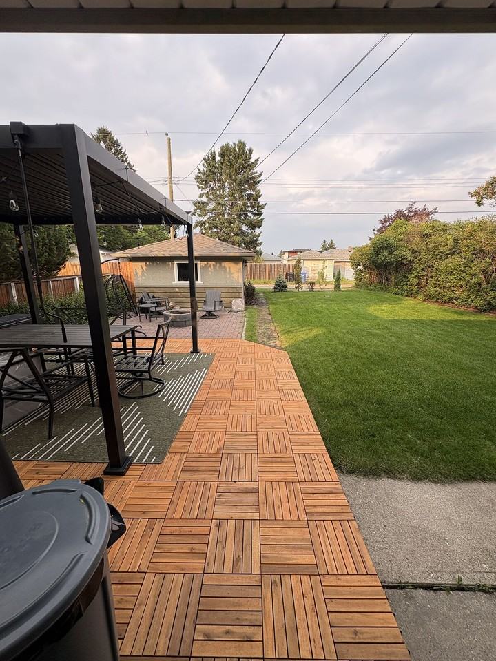 2452 Capitol Hill Cres Nw - Photo 4 of 11