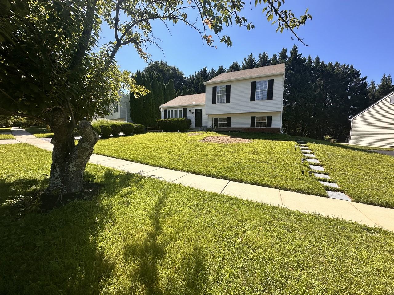 322 Woonsockett Ln #NA - Photo 2 of 21