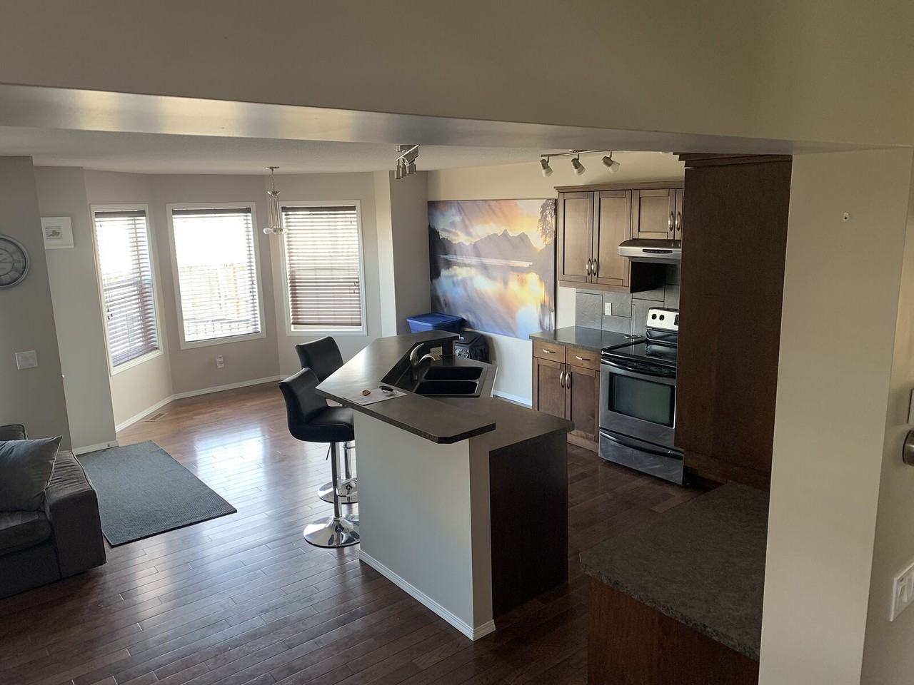 88 Bridlecrest St Sw - Photo 2 of 17