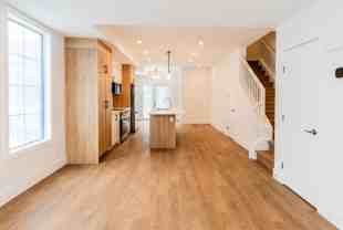 1735 - 1735 28 St Sw - Photo 1 of 1