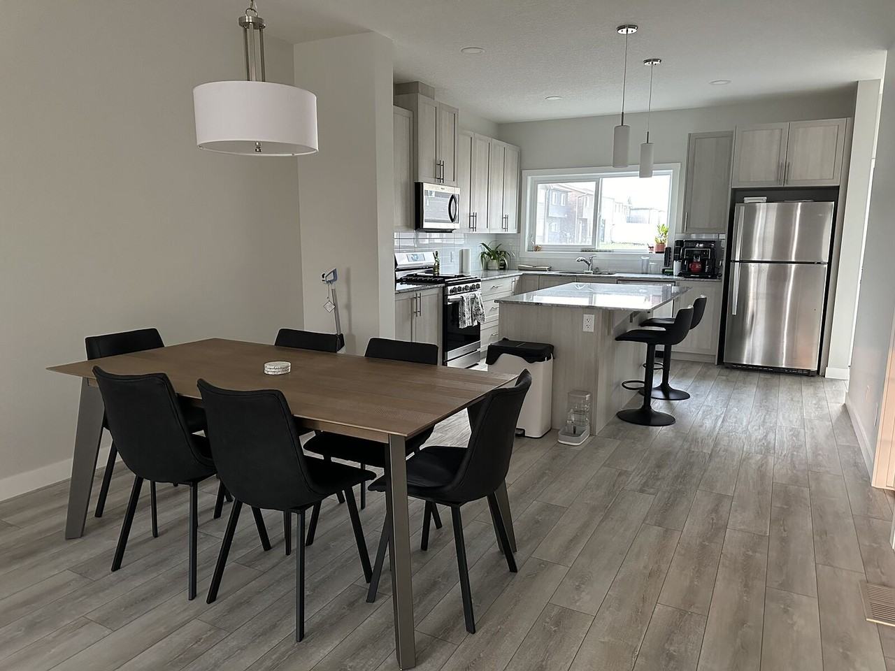 1816 Cornerstone Blvd Ne - Photo 4 of 22