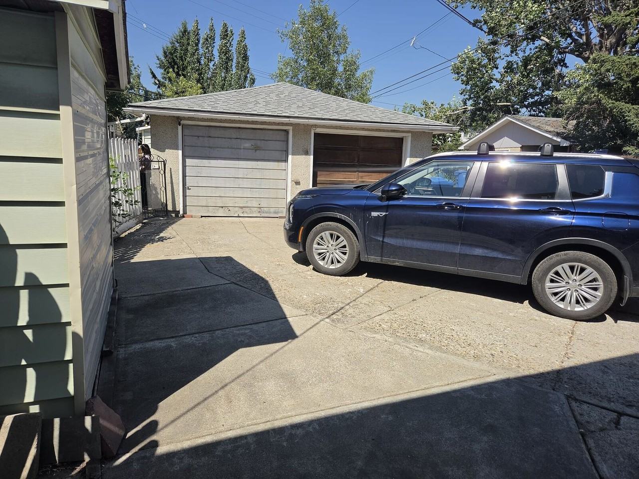 1447 Renfrew Dr Ne - Photo 4 of 20