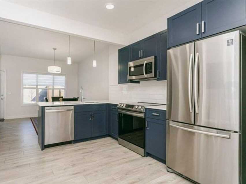 16624 31 Ave Sw - Photo 5 of 17
