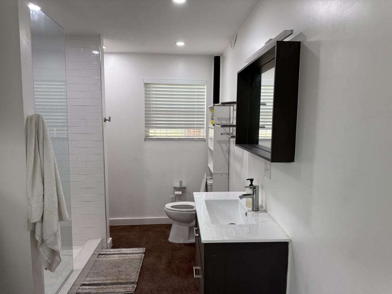 102 Deerstand Rd - Photo 7 of 26