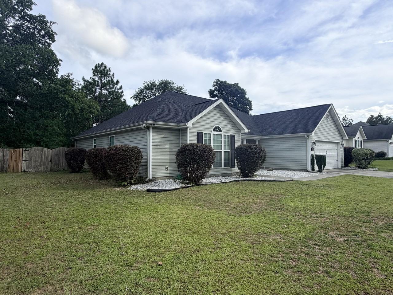 2060 Lavender Ln - Photo 2 of 12