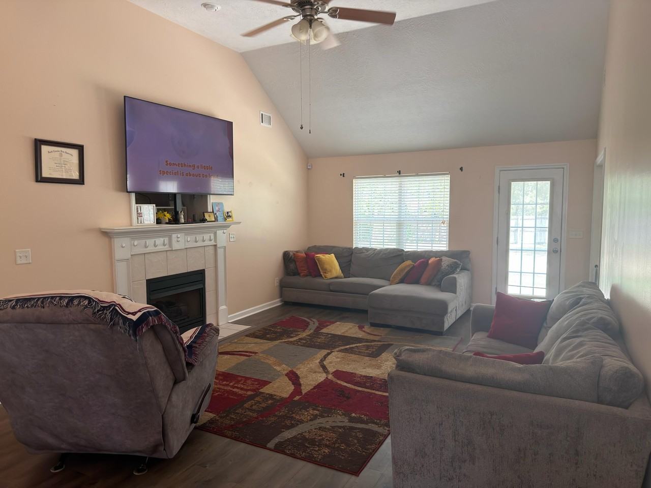 2060 Lavender Ln - Photo 3 of 12