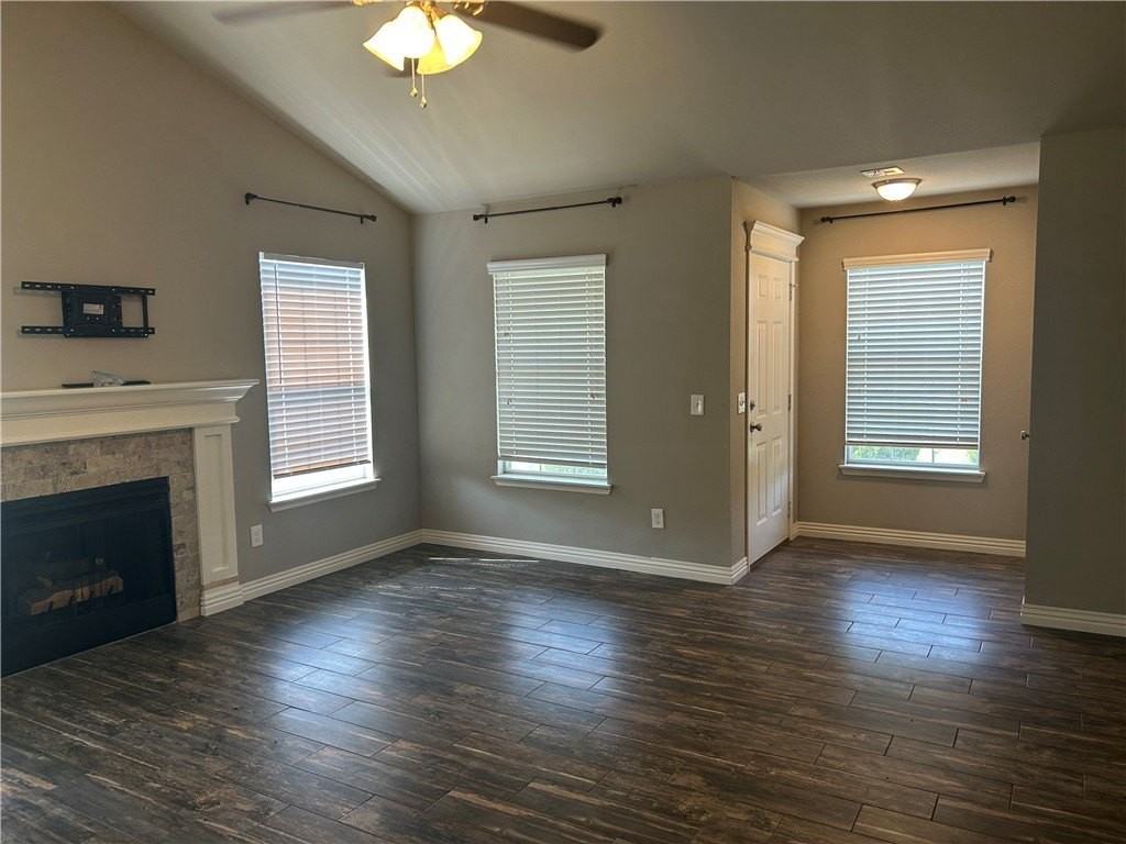 2908 Ne 16th St - Photo 5 of 13