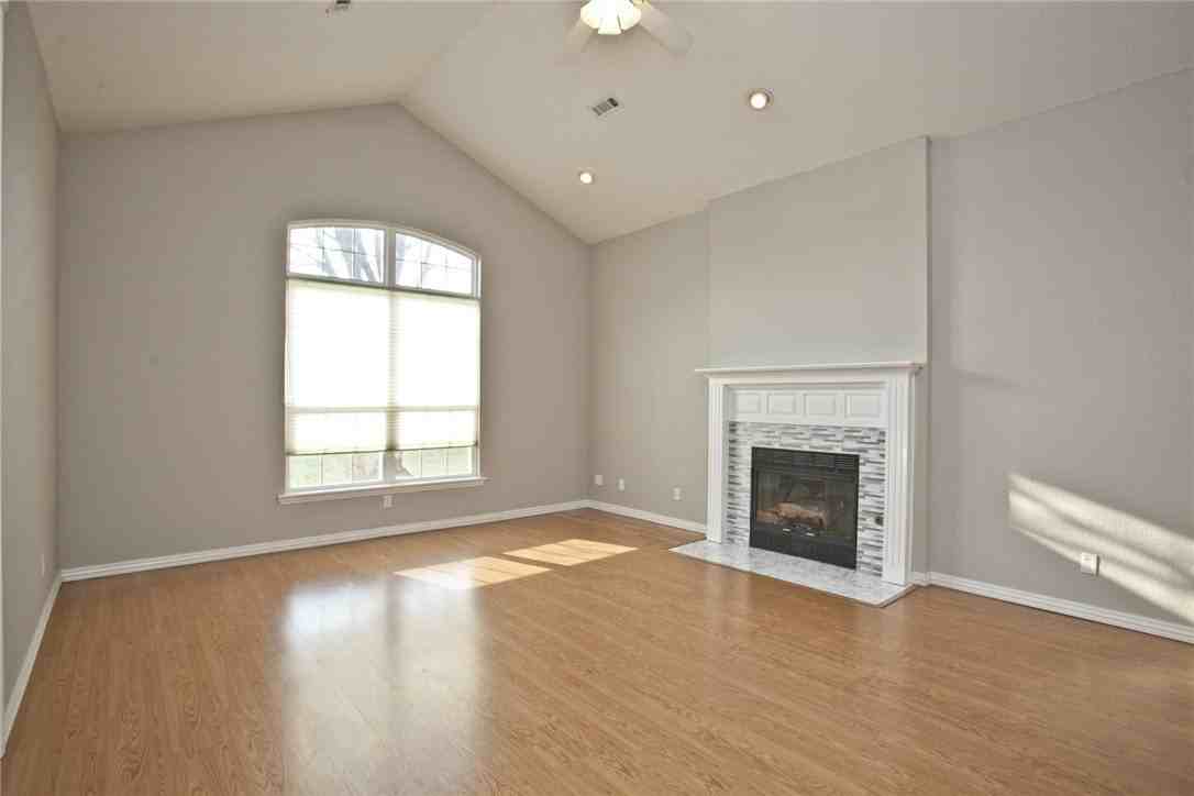 310 Old Forge Dr - Photo 3 of 18