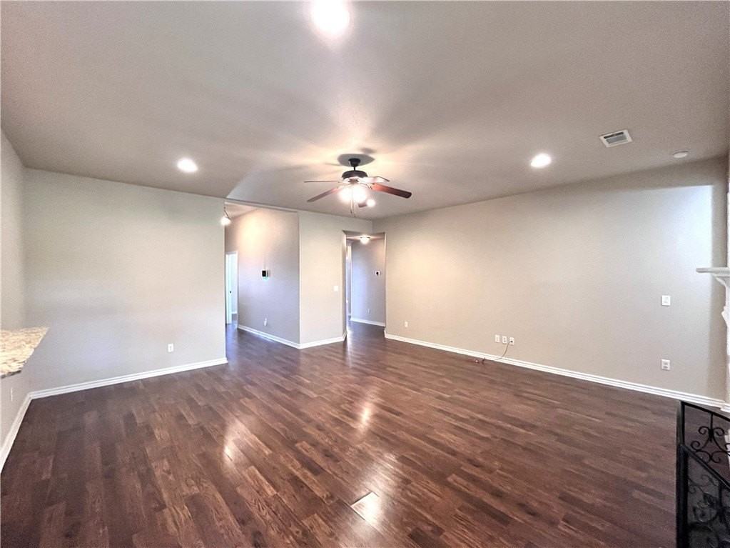 4901 Sw Energy Ave - Photo 4 of 28