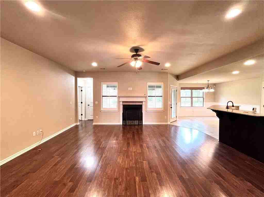 4901 Sw Energy Ave - Photo 6 of 28