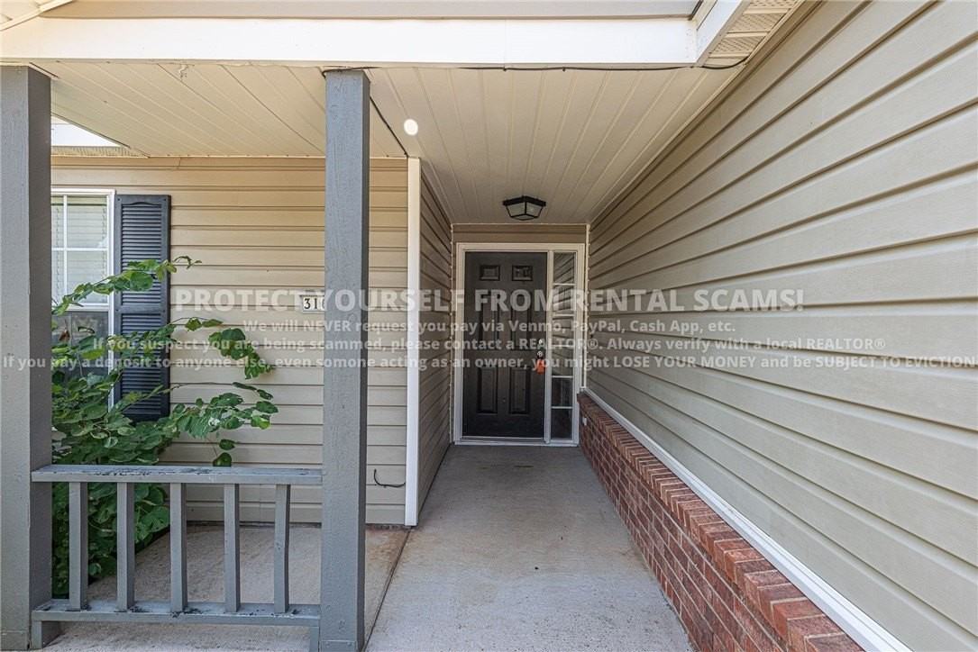 3161 W Oakfield St - Photo 3 of 16