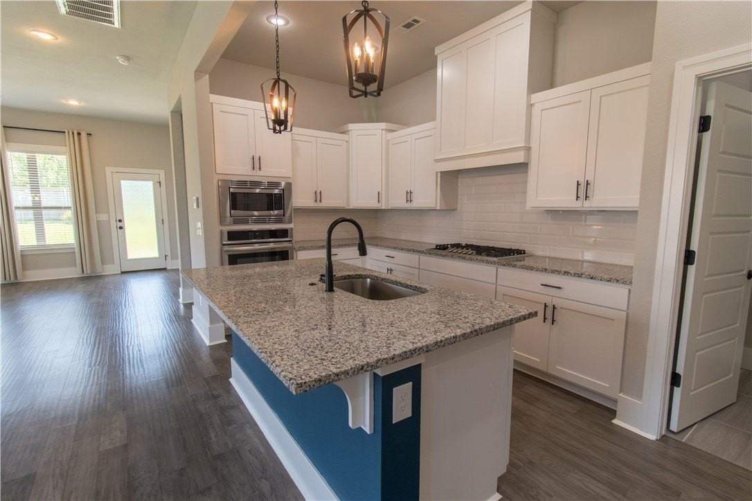 1431 Cave Stream Dr - Photo 4 of 25