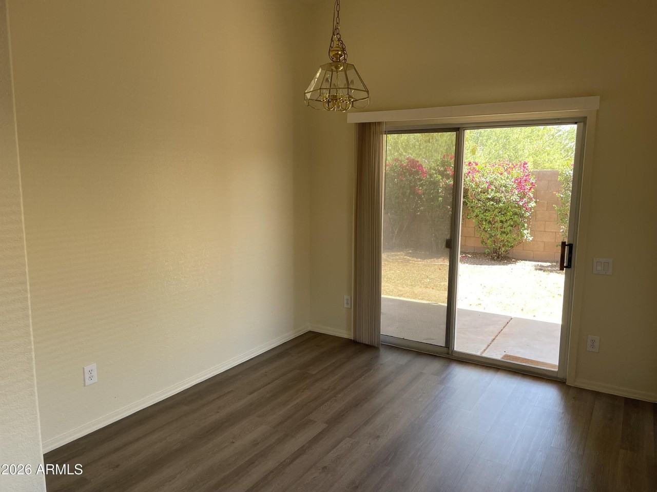 16031 S 40th Way - Photo 5 of 12