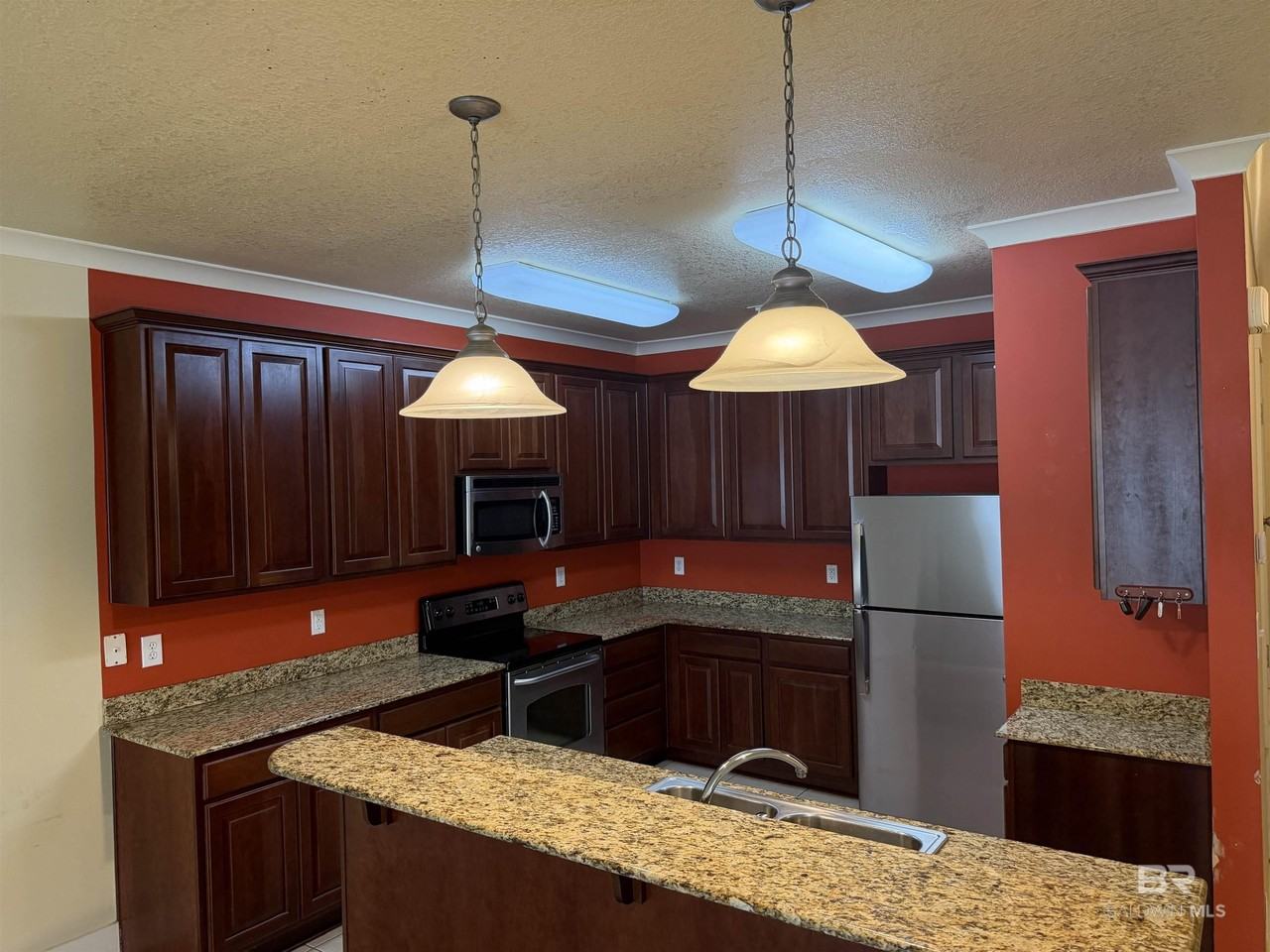 501 Cotton Creek Dr - Photo 5 of 19