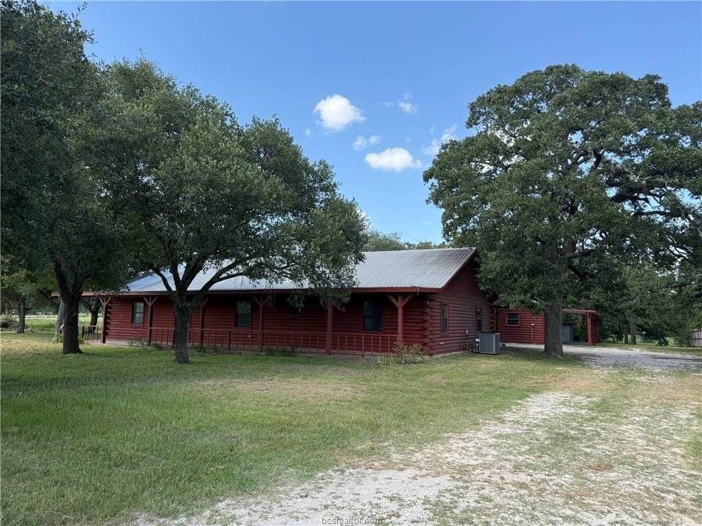 9581 Valley View Dr - Photo 2 of 28