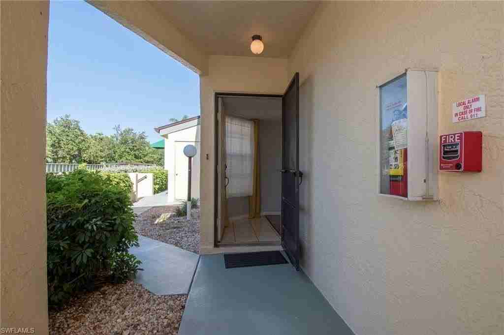17210 Terraverde Cir #4 - Photo 3 of 39