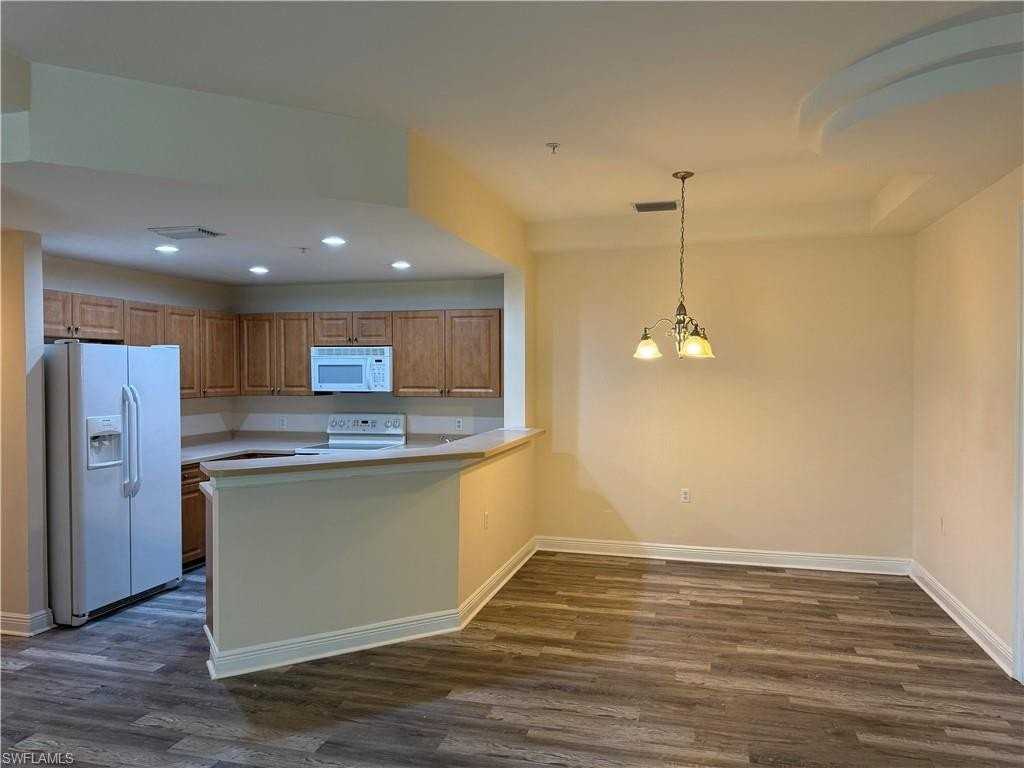 2909 Tuscan Dr #303 - Photo 4 of 9