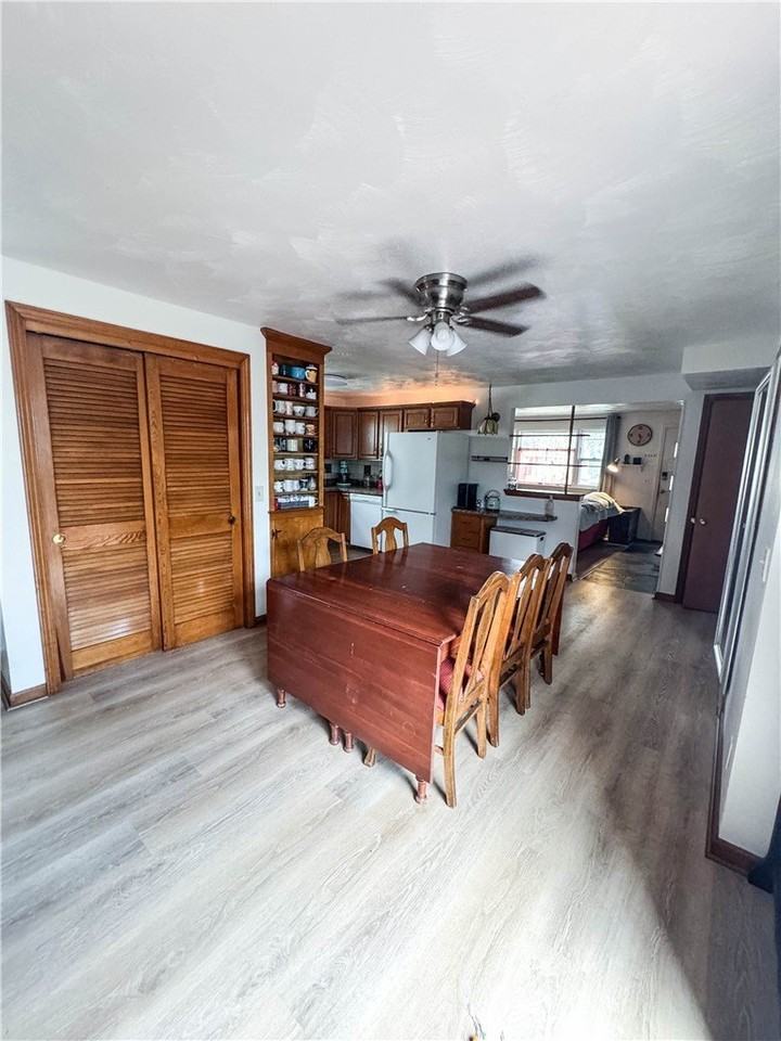 101 Pittsford St - Photo 4 of 18