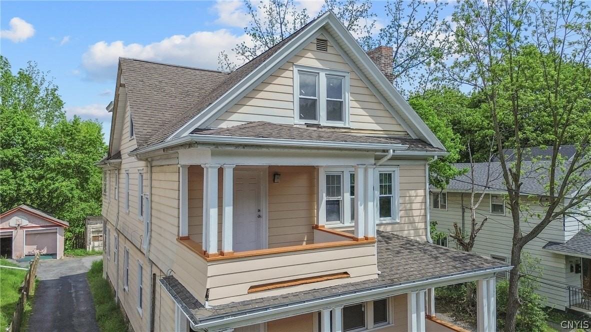 944 Bellevue Ave - Photo 2 of 15