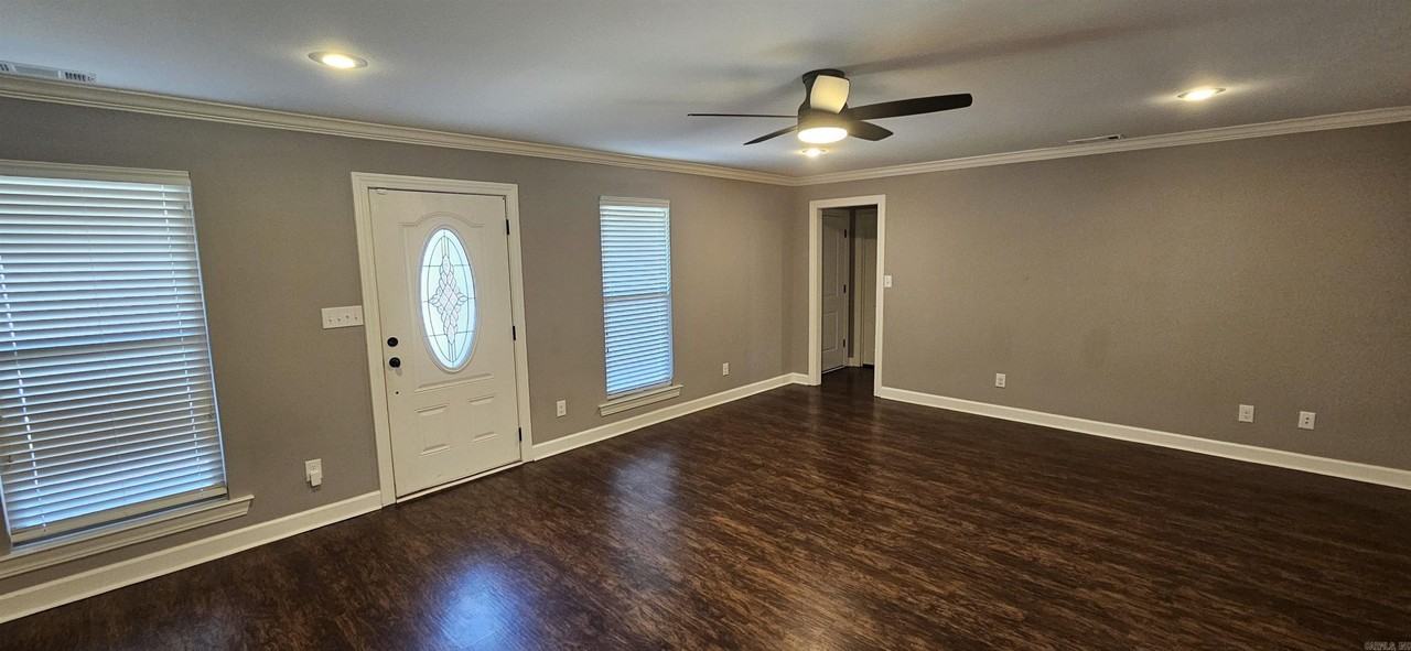 6070 Allwood Dr - Photo 2 of 21
