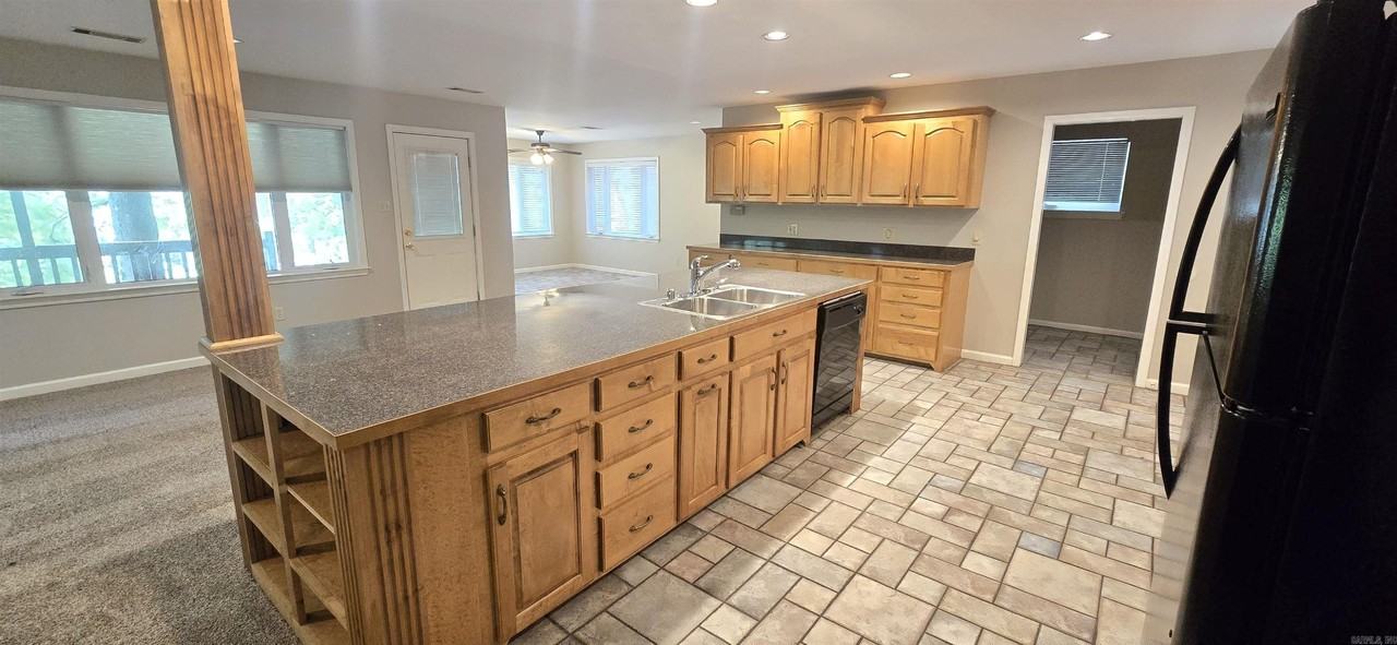 1700 Northwood Rd - Photo 5 of 19