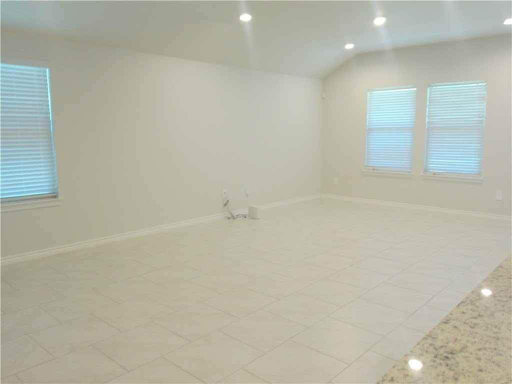 2306 Tranquil Ln - Photo 6 of 20