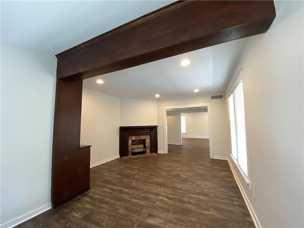 716 W Merriman St - Photo 2 of 18