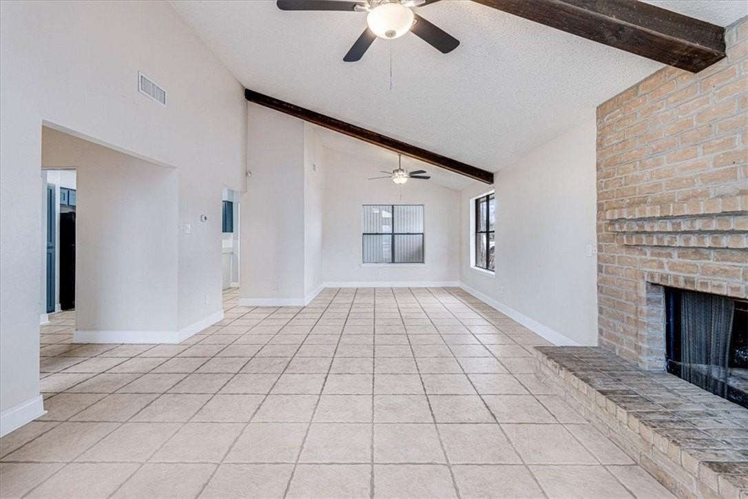 985 Crossbill St - Photo 4 of 40