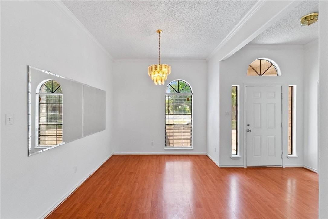 6234 Jessica Dr - Photo 2 of 20