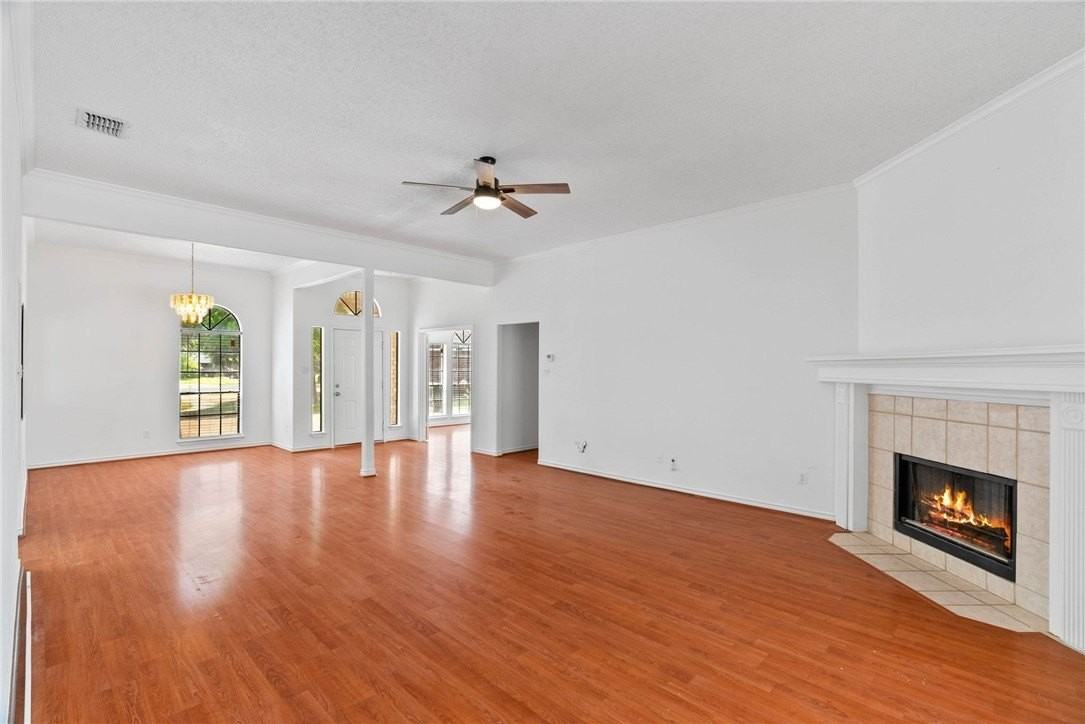 6234 Jessica Dr - Photo 4 of 20