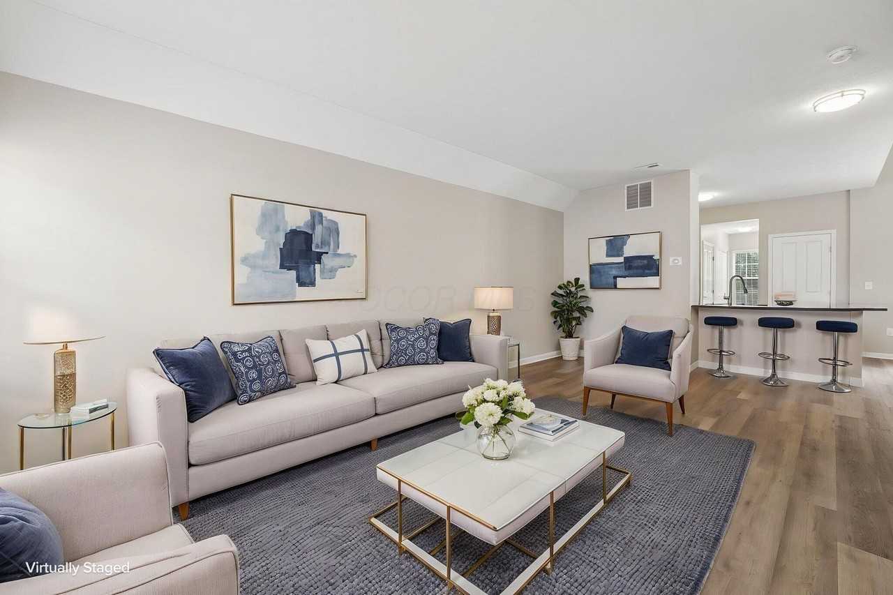 2045 River Rock Way - Photo 3 of 43