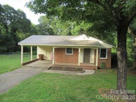 featured image of 208 Crescent Ct