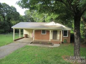 208 Crescent Ct - Photo 1 of 1