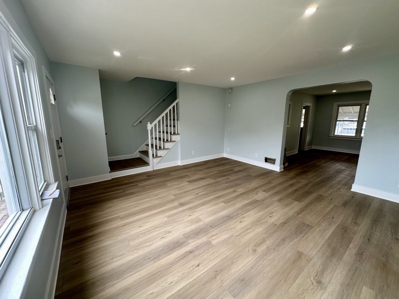 863 Bosley Ave - Photo 7 of 28