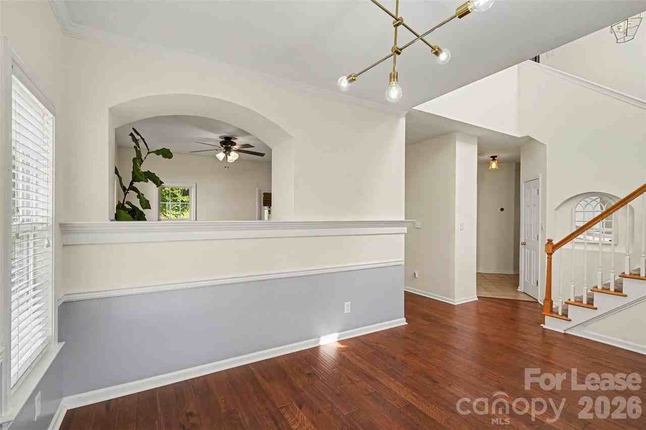 9231 Mitchell Glen Dr - Photo 5 of 27