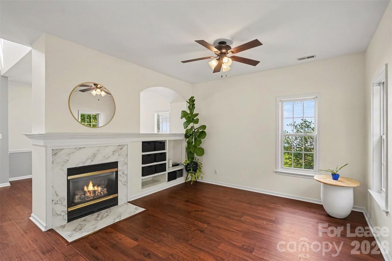 9231 Mitchell Glen Dr - Photo 7 of 27