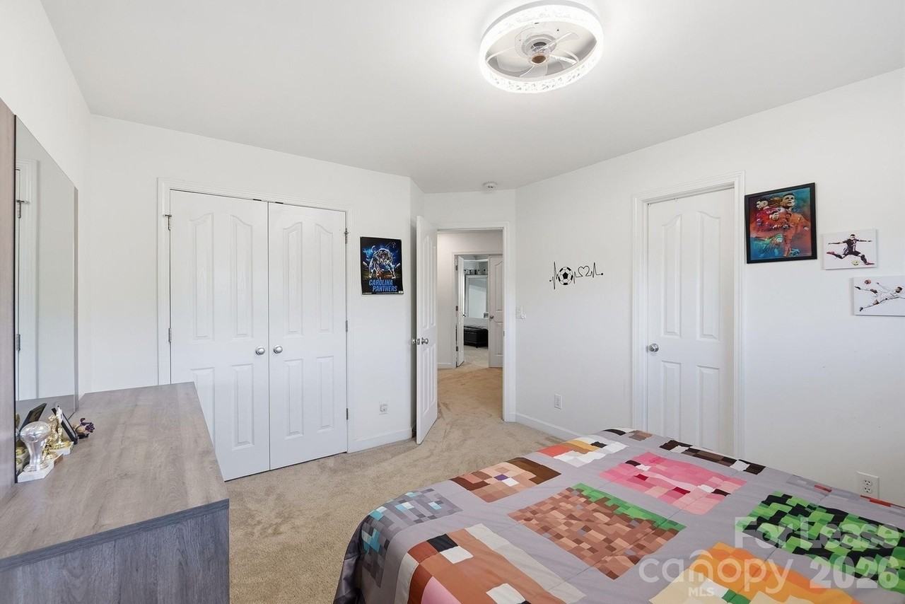 8120 Madrigal Ct - Photo 7 of 48