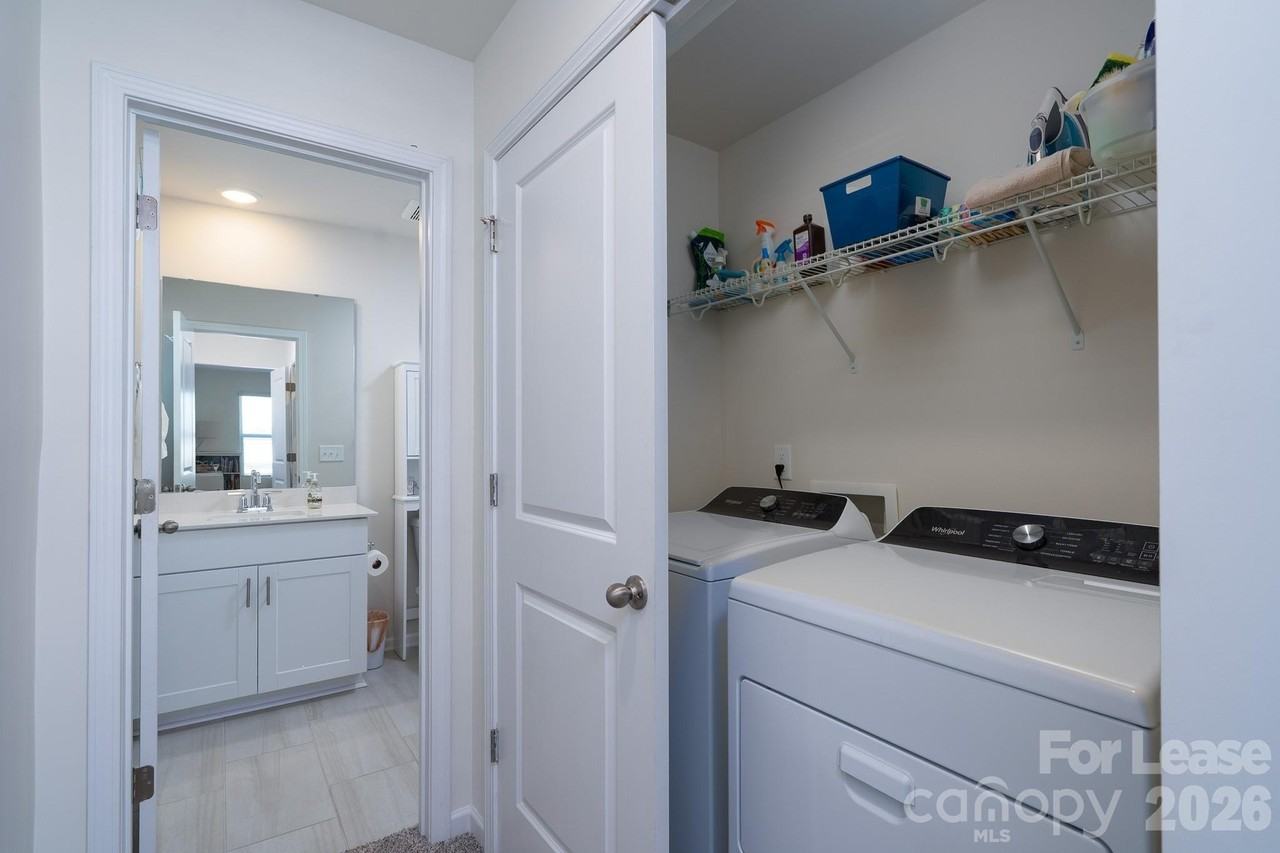 321 Fairchild Way - Photo 4 of 10