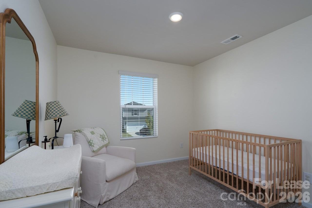 321 Fairchild Way - Photo 5 of 10