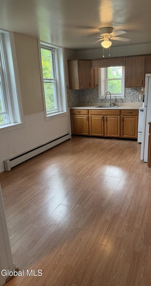 132 Broad St #4 - Photo 2 of 7