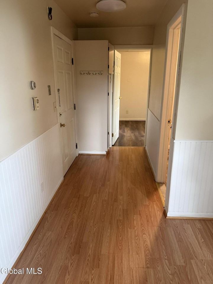 132 Broad St #4 - Photo 3 of 7