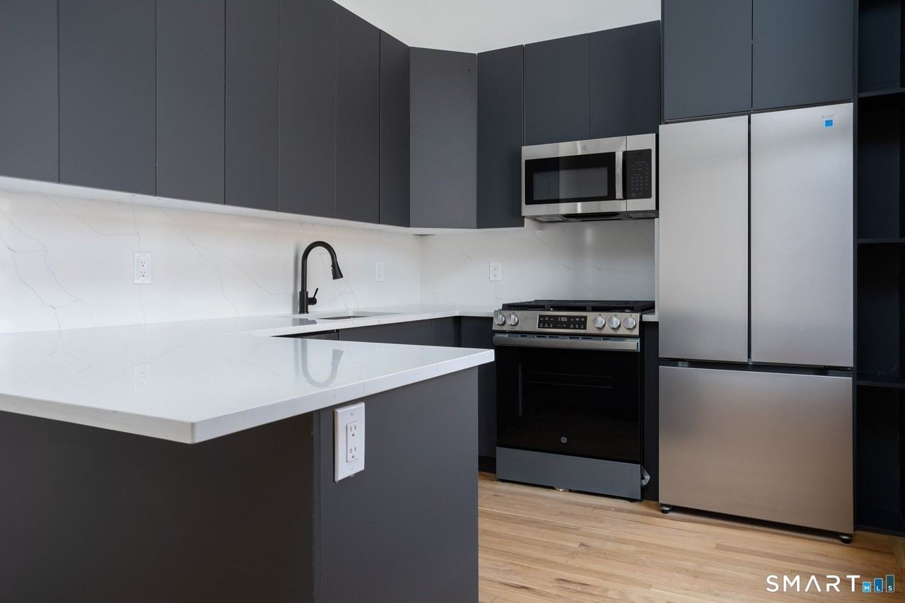 10 Commerce St #3N - Photo 2 of 12