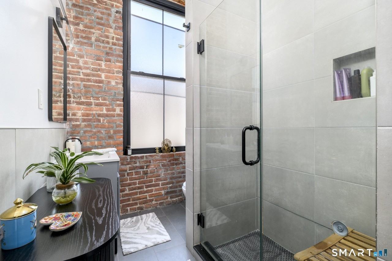 10 Commerce St #3N - Photo 7 of 12