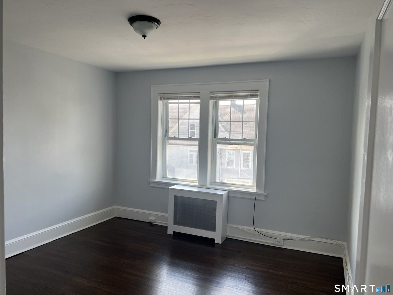 24 Circular Ave #3B - Photo 5 of 20